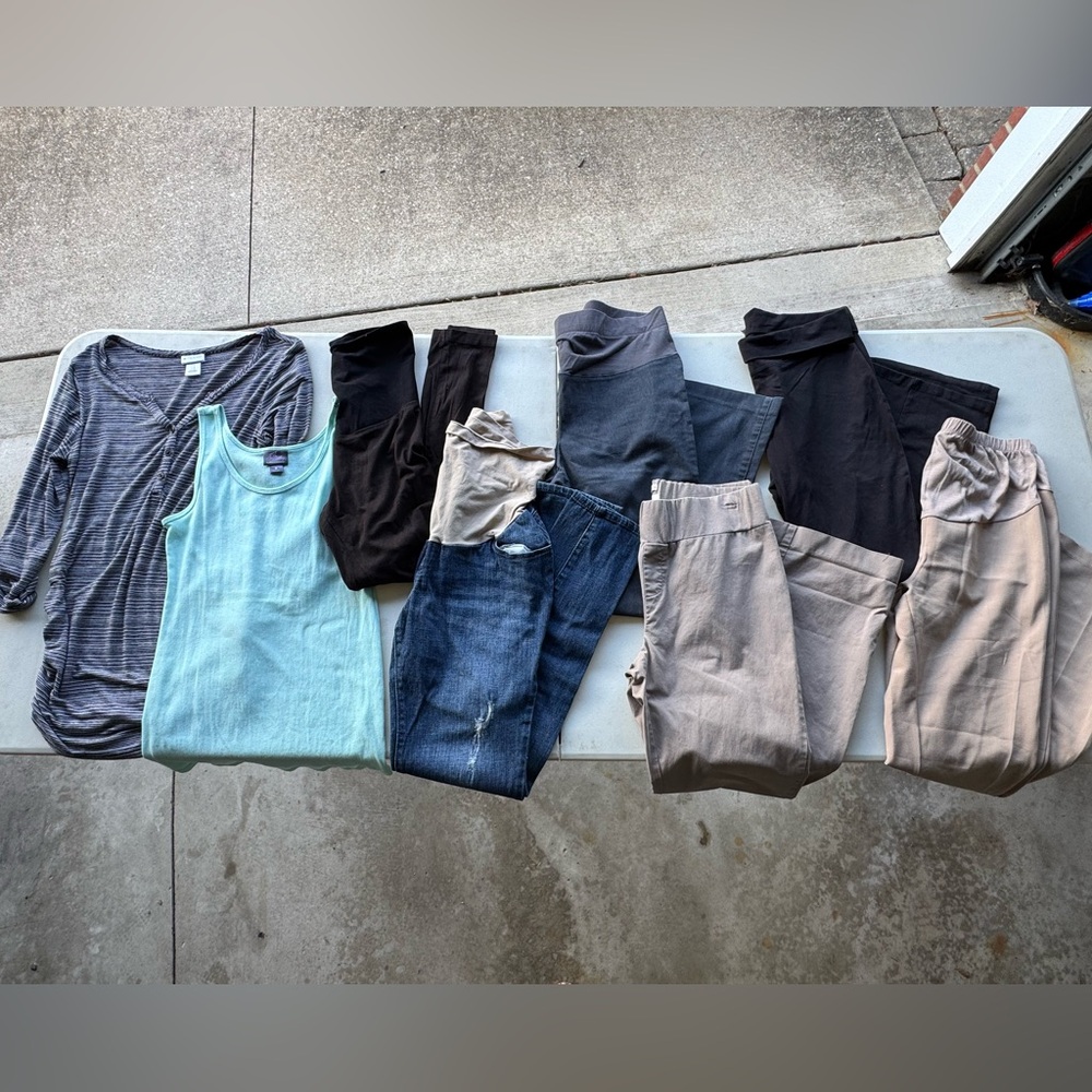 Maternity Women's M Clothing Bundle